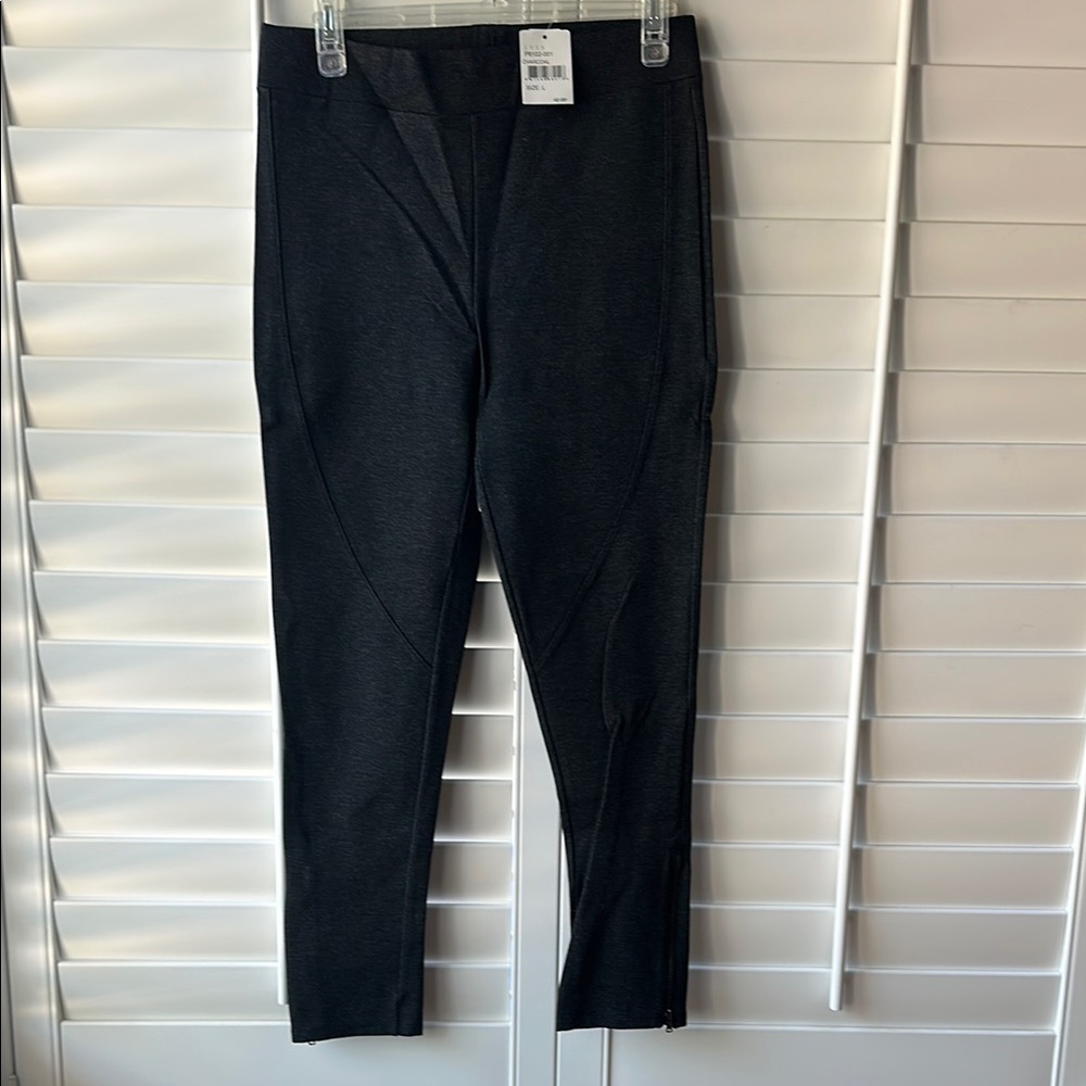 NWT LUSH charcoal gray leggings with ankle zipper.  Size large.
